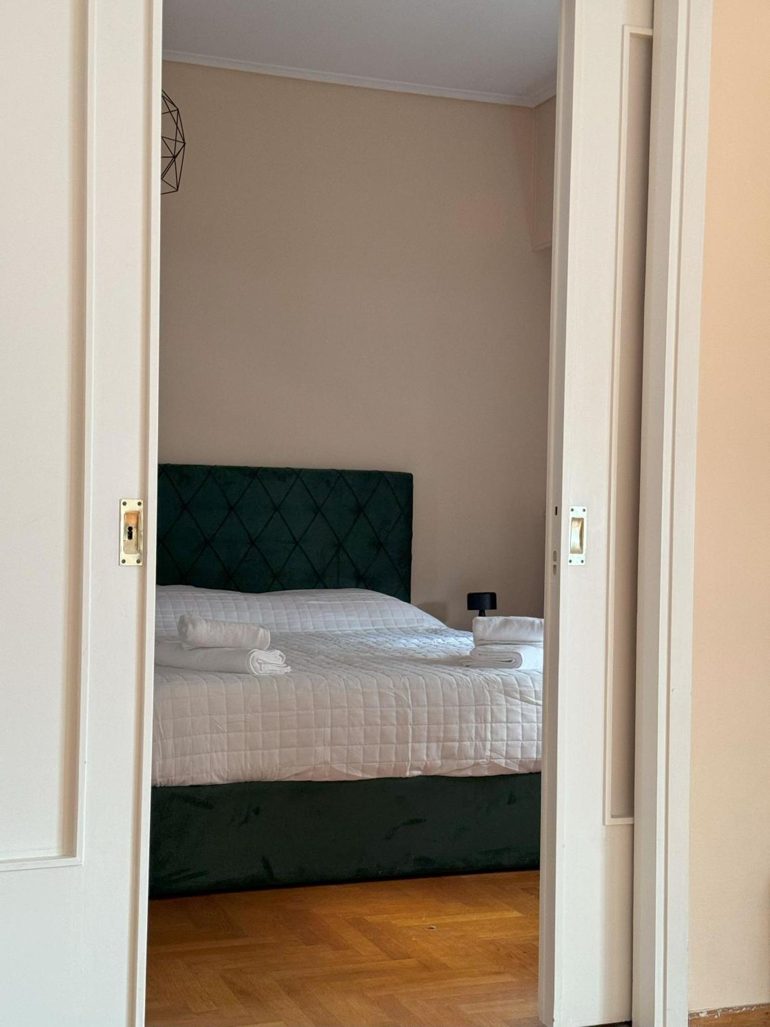 Modern Acropolis Apartment 아테네 외부 사진
